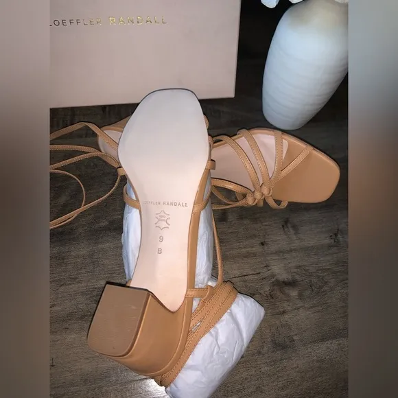 NWT LOEFFLER RANDALL LIBBY DUNE STRAPPY KNOTTED LEATHER HEEL