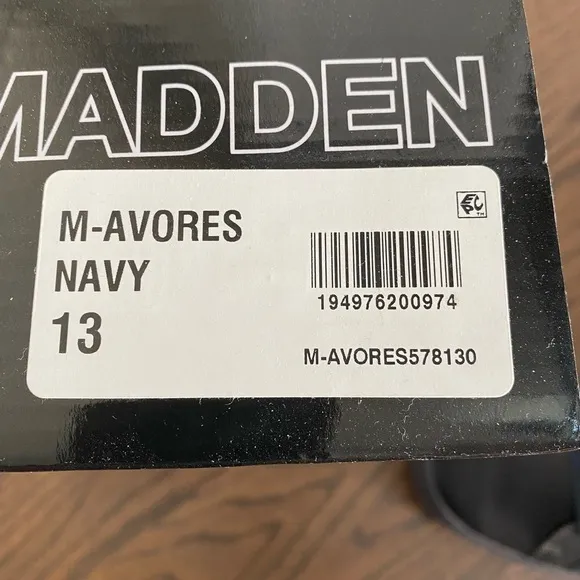 NWT Madden Mens navy lace up Avore 57813 sneakers size 13