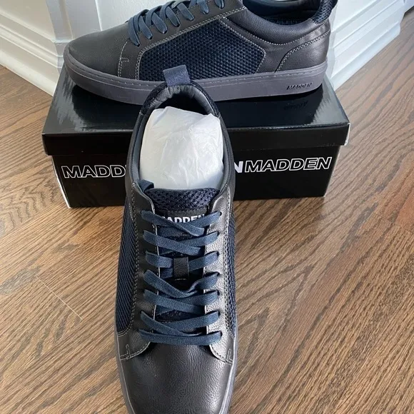 NWT Madden Mens navy lace up Avore 57813 sneakers size 13