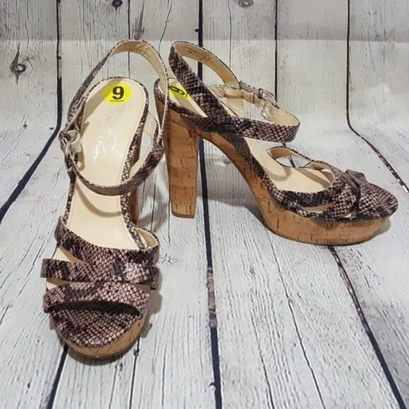NWT MARC FISHER 𝅺marc FISHER Snakeskin Strappy Cork Sandals 9 NEW