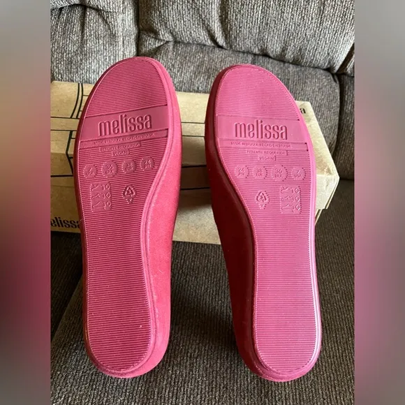 NWT MELISSA Womens Soft Velvet Ballerina Flats In Wine MSRP $98 Size 7 US