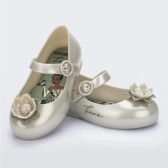 NWT MINI MELISSA Disney | Sweet Love Princess Baby Flats Size 5T