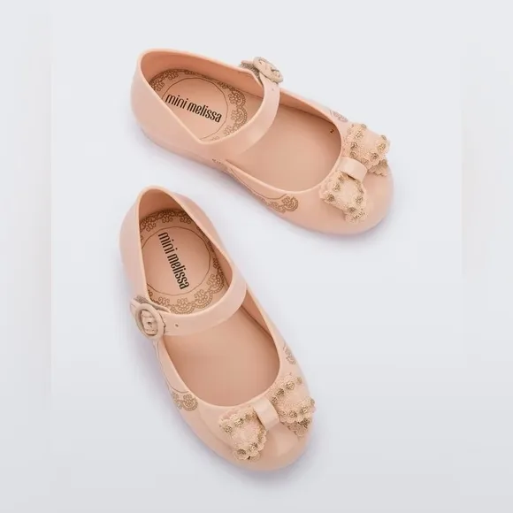 NWT MINI MELISSA Sweet Love Flats Size 6T