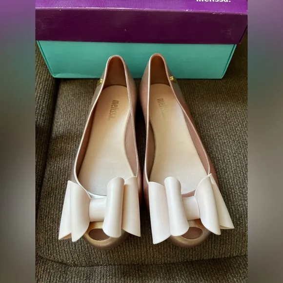NWT MINI MELISSA Ultragirl Sweet II Kids Flats In Pink Gold