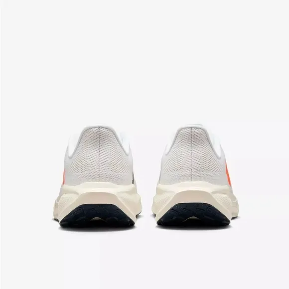 NWT Nike Pegasus 41 PQ White Hyper Crimson Pale Ivory HF4300-100 WMNS 11 Men 9.5