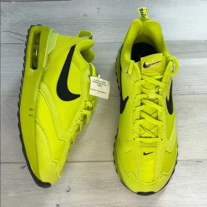 NWT Nike Women’s Air Max Dawn Running Shoes Size 12 Atomic Green/Black