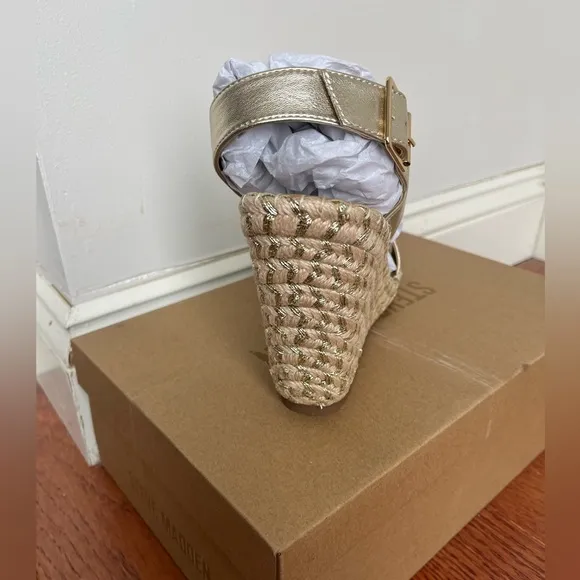 NWT STEVE MADDEN GOLD ESPADRILLE WEDGE SANDALS SUMMER VACATION SHOES