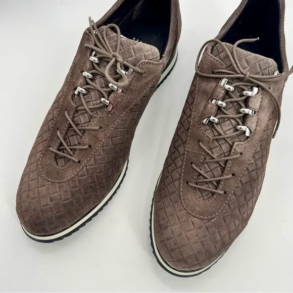 NWT Stuart Weitzman Relay Quilted Suede Sneakers Lead Brown Globe Shoes 8.5 N