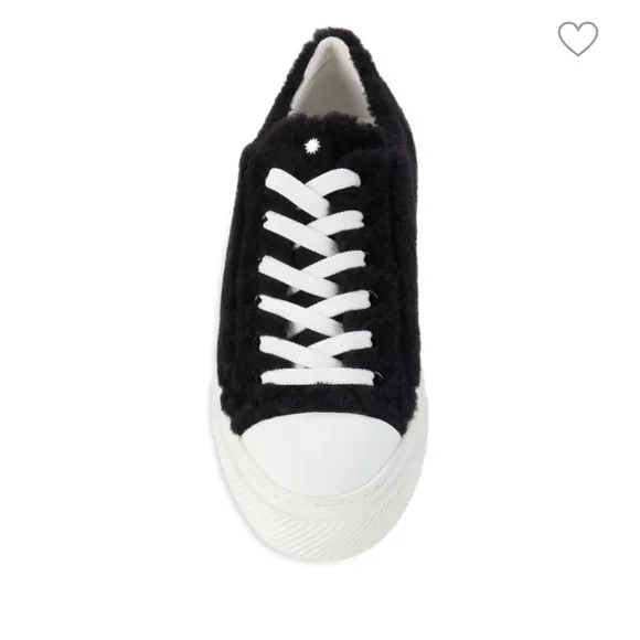 NWT STUART WEITZMANOllie Chill Sherling Trim Sneakers