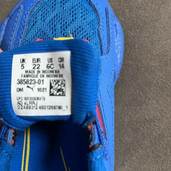 NWT Superman sneakers