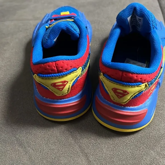 NWT Superman sneakers
