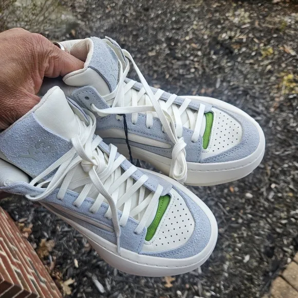 NWT Unisex Adidas Y-3 Sneakers, sz 6