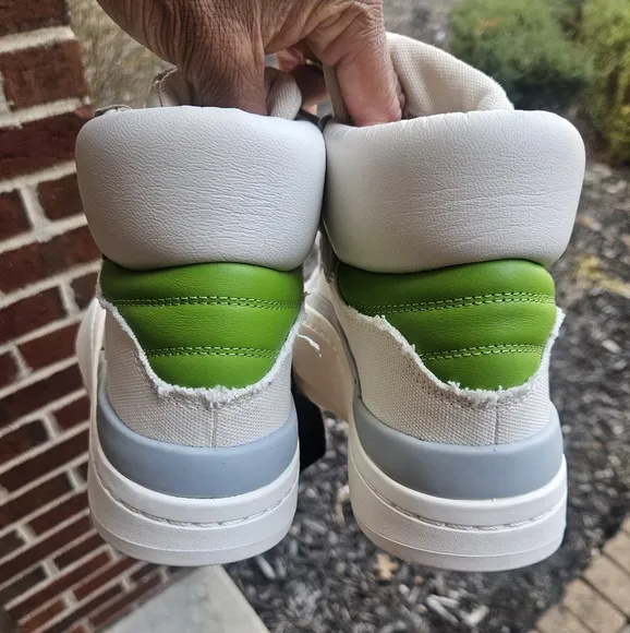 NWT Unisex Adidas Y-3 Sneakers, sz 6