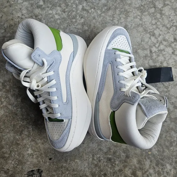 NWT Unisex Adidas Y-3 Sneakers, sz 6