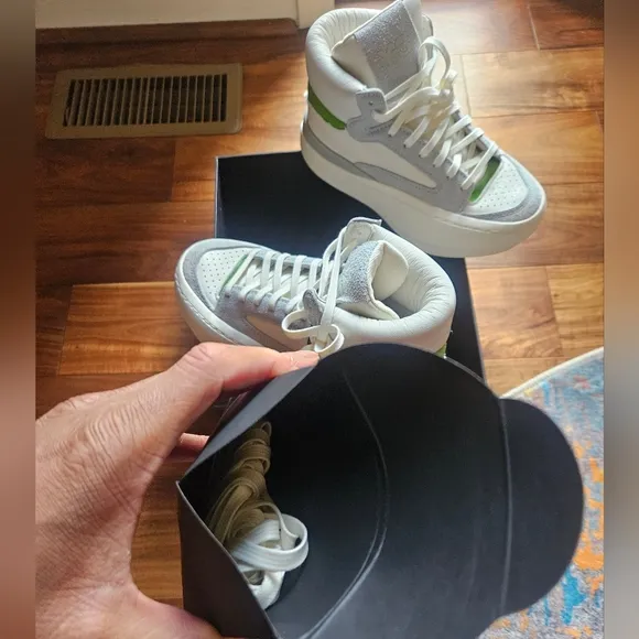 NWT Unisex Adidas Y-3 Sneakers, sz 6