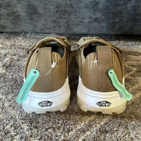 NWT Vans ComfyCush Stretch Slip On Leopard Print Velcro Shoes