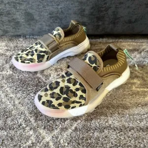 NWT Vans ComfyCush Stretch Slip On Leopard Print Velcro Shoes