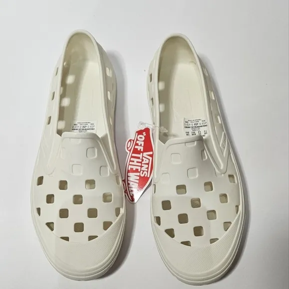 NWT Vans Slip-On Mule TRK Marshmallow White Sneakers Water Shoe Sandals