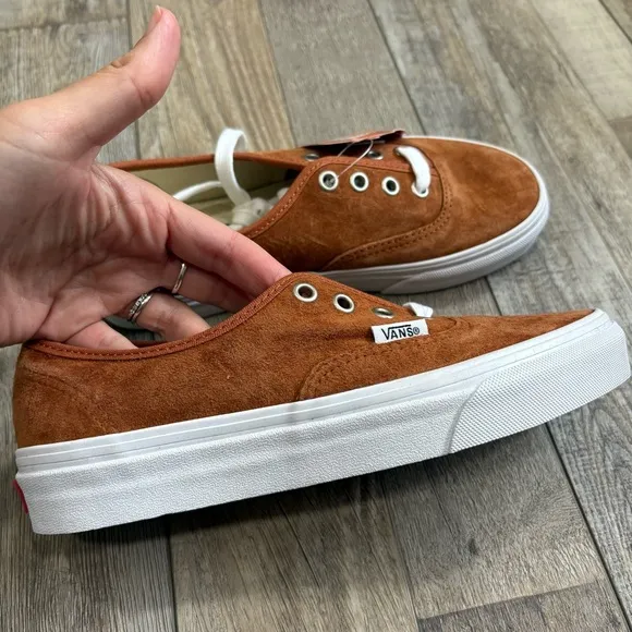 NWT Vans Unisex Authentic Lace-Up Sneakers in Brown Suede