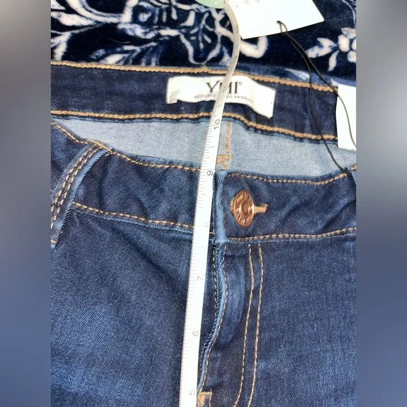 NWT! YMI Jeans Women's Essential Low Rise Wide Leg Jeans