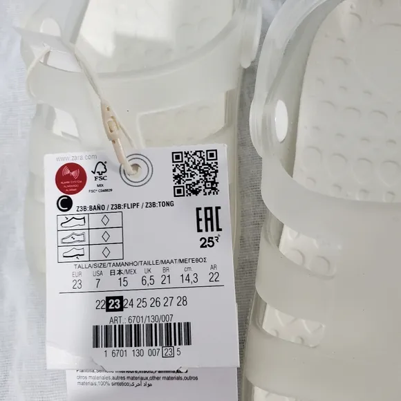 NWT Zara Kids Clear Jelly Fisherman Sandals for girls boys US sz 7 EU sz 23 HTF