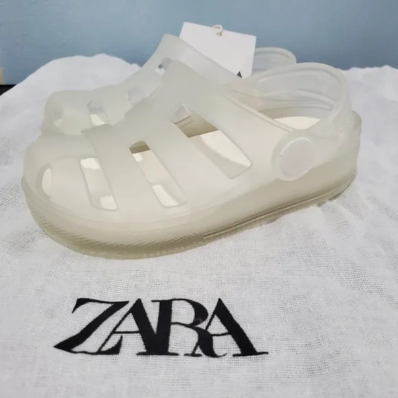 NWT Zara Kids Clear Jelly Fisherman Sandals for girls boys US sz 7 EU sz 23 HTF
