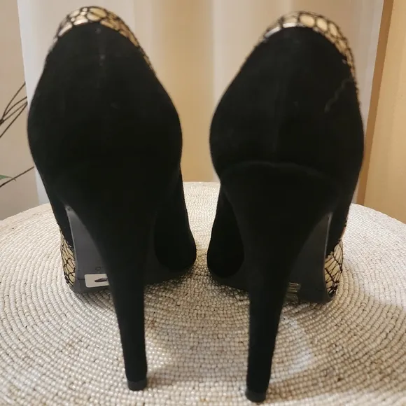 NWT.FIORANGELO Made In Itali Hi Heels .Size 36.