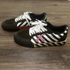 Off-White c/o Virgil Abloh Men’s Sneakers