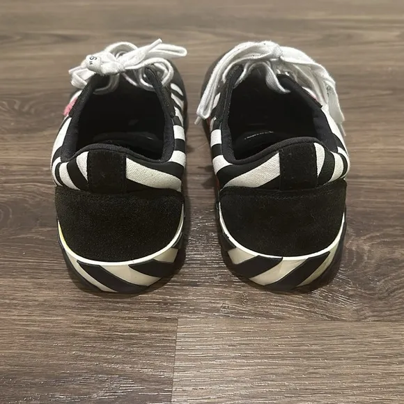 Off-White c/o Virgil Abloh Men’s Sneakers
