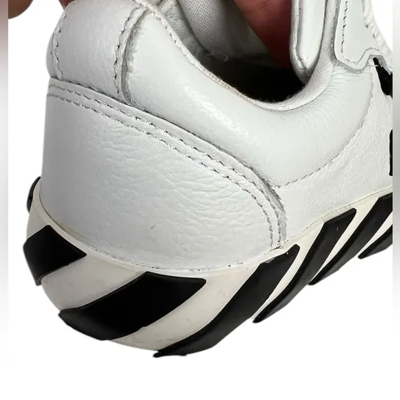Off-White Unisex Kid's White Low Top Vulcanized Sneaker Shoe Sz EU 30 Boys Girls