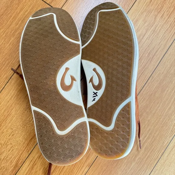 Olukai Men's Tan Casual Leather Shoes 9.5
