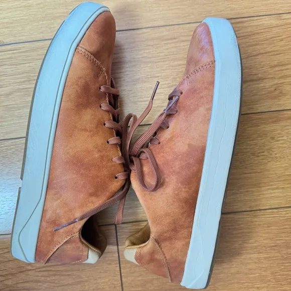 Olukai Men's Tan Casual Leather Shoes 9.5