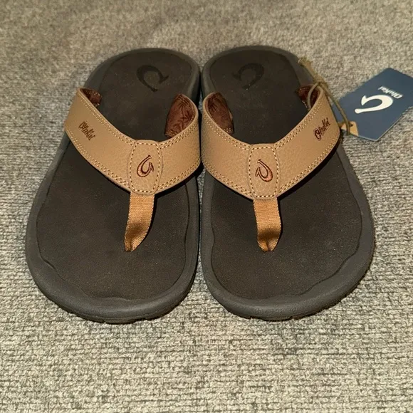 Olukai Sandals NWT