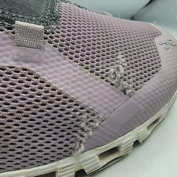 On Cloud 5 Womens 9.5 Purple Lavender Shoes Running Athletic Outdoors Casual