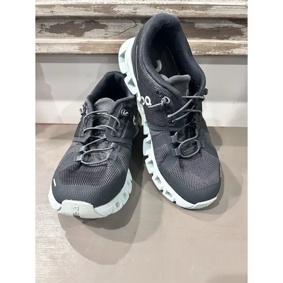 ON Cloud 5 Women's Magnet/ Surf Running Shoes Size 5.5 Medium