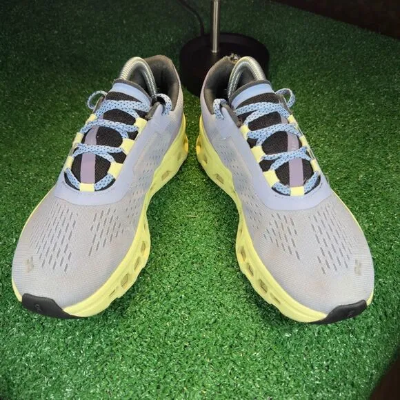 ON CLOUD MONSTER - Women’s Running Shoes - SIZE 9