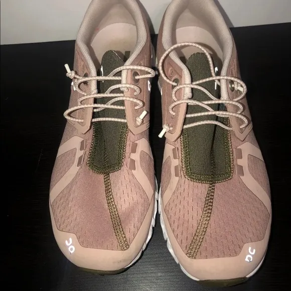 On Cloud Running Shoes Sneakers