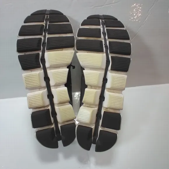 On cloud women's running sneakers
