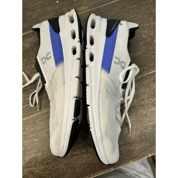 On‎ Cloudrift White/Cobalt Sample Size 10