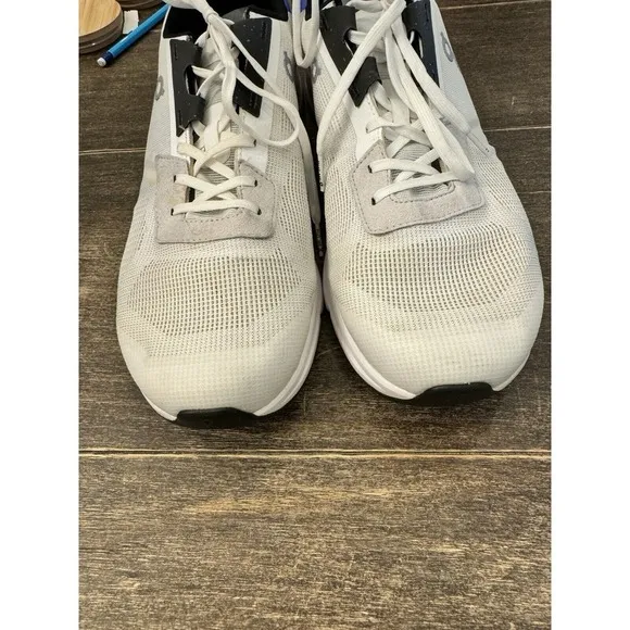 On‎ Cloudrift White/Cobalt Sample Size 10