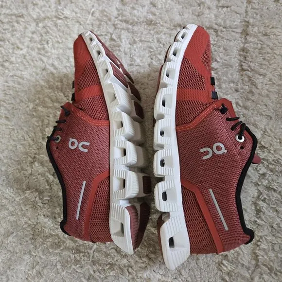 On Running Cloud 5 Women’s Running Shoes Size 7 Orange