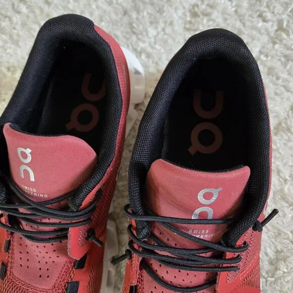 On Running Cloud 5 Women’s Running Shoes Size 7 Orange