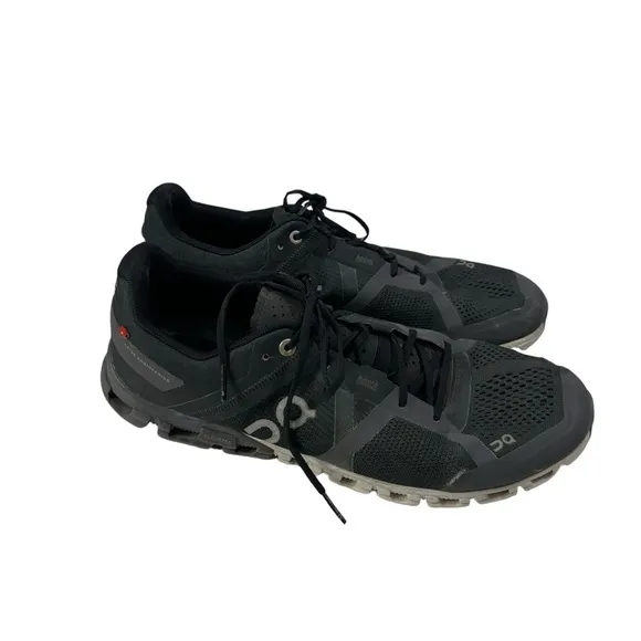 On Running Cloud Speedboard Cloudtec  Running Shoes in Black Size 11