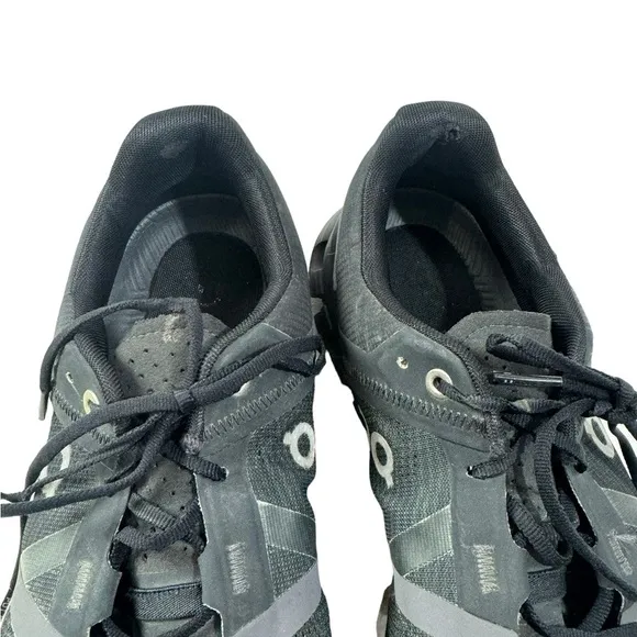 On Running Cloud Speedboard Cloudtec  Running Shoes in Black Size 11