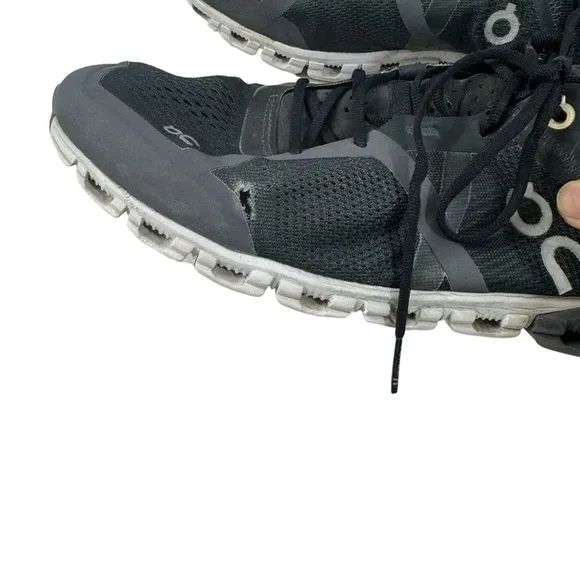 On Running Cloud Speedboard Cloudtec  Running Shoes in Black Size 11