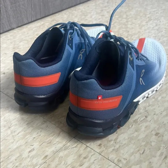 On Running - Men’s Cloudlfow Running Shoes