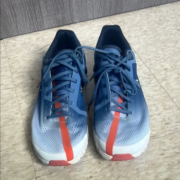 On Running - Men’s Cloudlfow Running Shoes