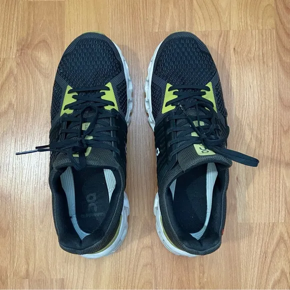 On Running Men’s CloudSwift Distressed Running Shoes Size 10