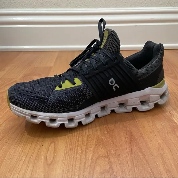 On Running Men’s CloudSwift Distressed Running Shoes Size 10