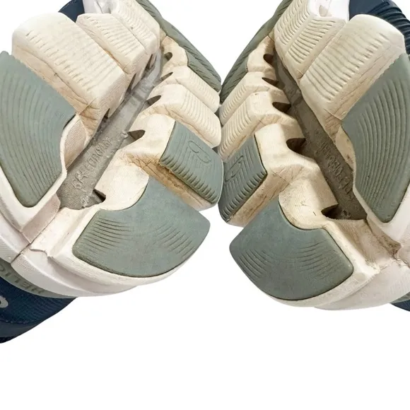 On Running On Cloud Cloudswift Navy Blue Running Shoe Sneaker Size 13